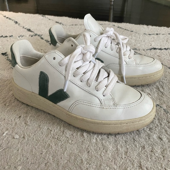 Veja Shoes - Womens Vejas V-12